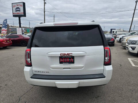 2018 GMC Yukon XL SLT
