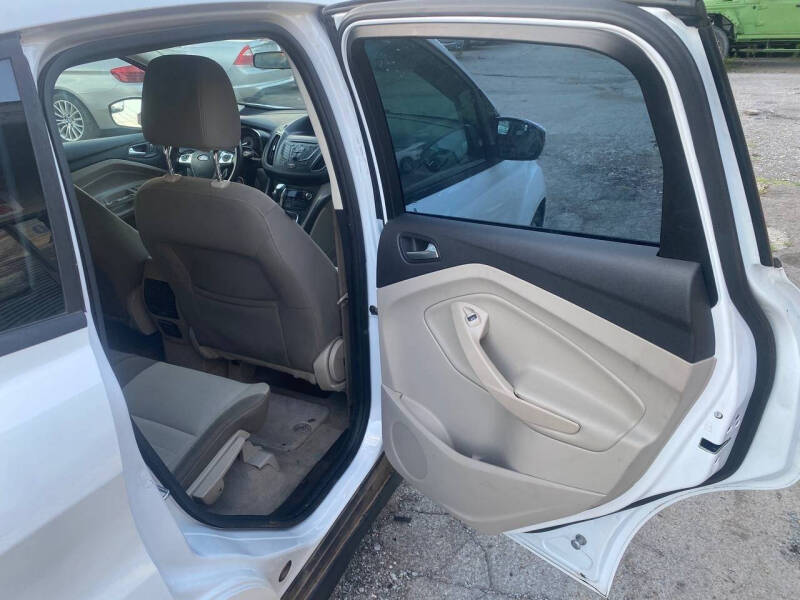 2014 Ford C-MAX Hybrid SE