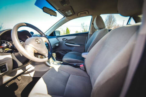 2011 Toyota Corolla LE