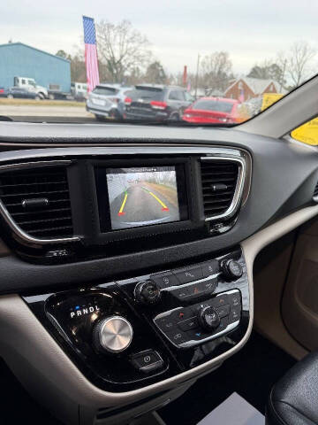 2018 Chrysler Pacifica Touring L