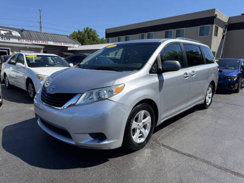 2012 Toyota Sienna