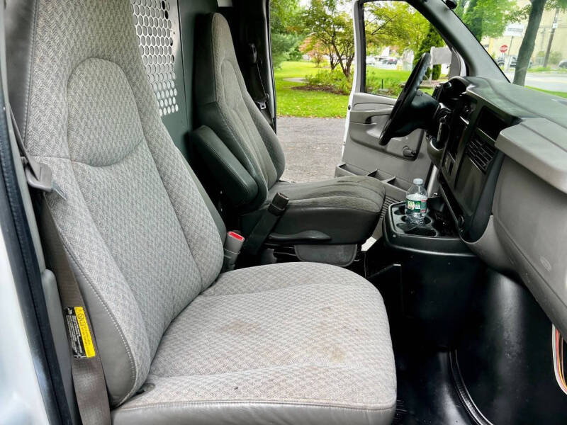 2006 GMC Savana 2500