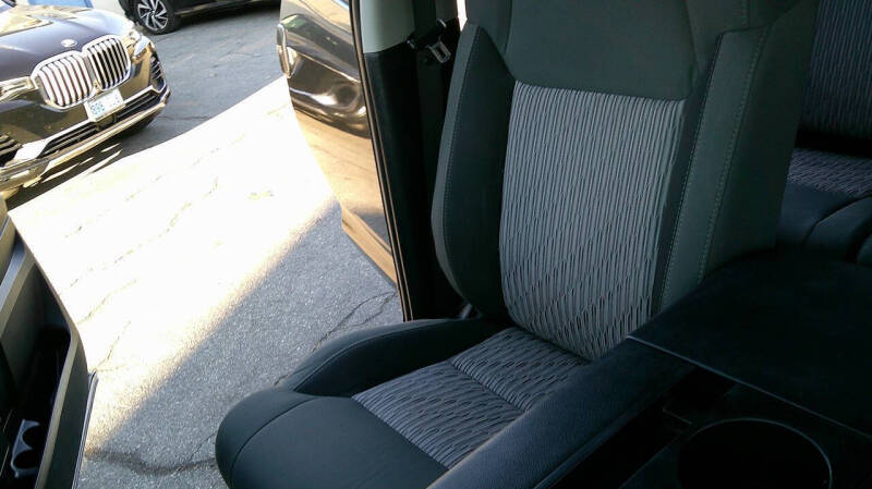 2015 Toyota Tundra SR