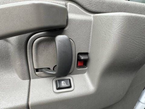 2023 Chevrolet Express 2500