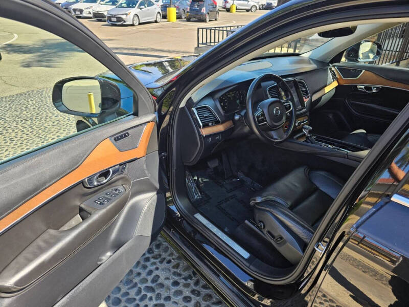 2016 Volvo XC90 T6 Inscription