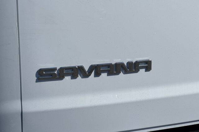 2026 GMC Savana 2500