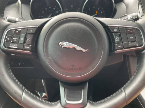 2017 Jaguar F-PACE 35t Prestige