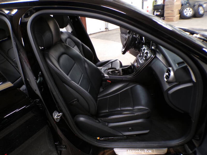 2016 Mercedes-Benz C-Class