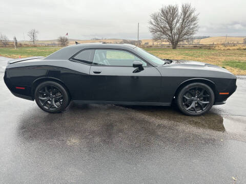 2015 Dodge Challenger SXT Plus