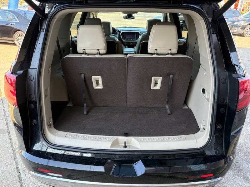 2017 GMC Acadia Denali