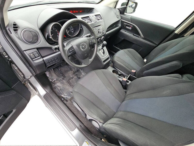 2015 Mazda MAZDA5 Sport