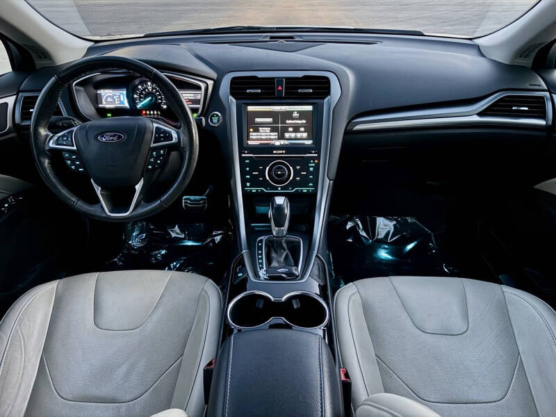 2014 Ford Fusion Hybrid Titanium