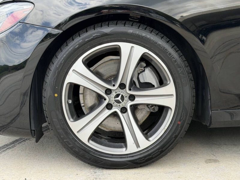 2019 Mercedes-Benz E-Class E 300