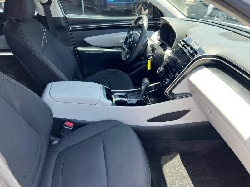 2024 Hyundai Tucson SE