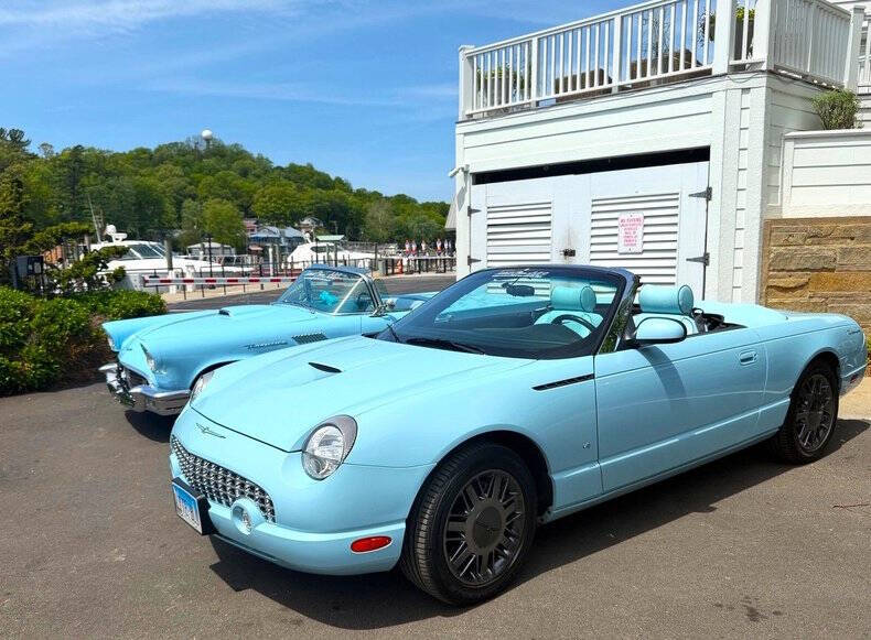 1957 Ford Thunderbird