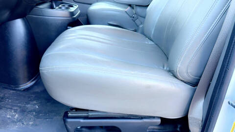 2020 Chevrolet Express 3500