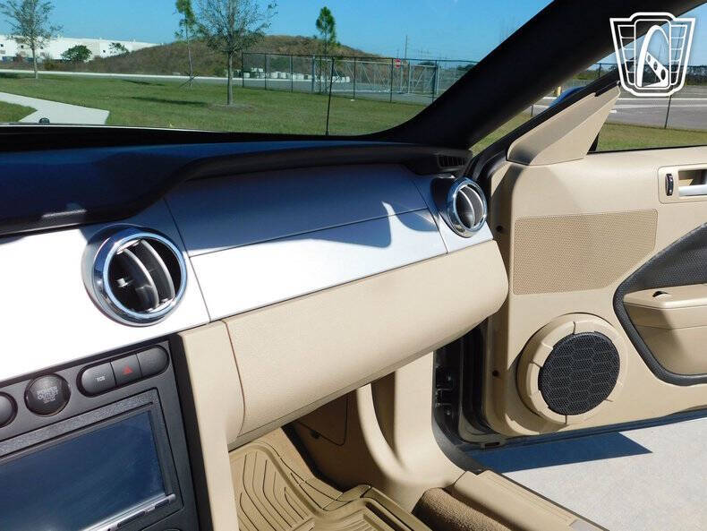 2005 Ford Mustang