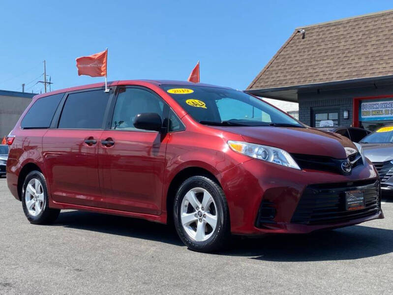 2019 Toyota Sienna L 7-Passenger