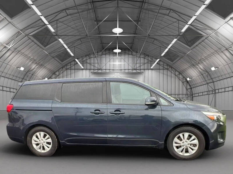 2017 Kia Sedona LX