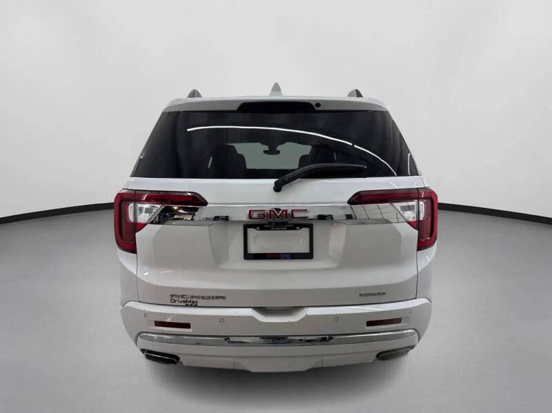 2020 GMC Acadia Denali