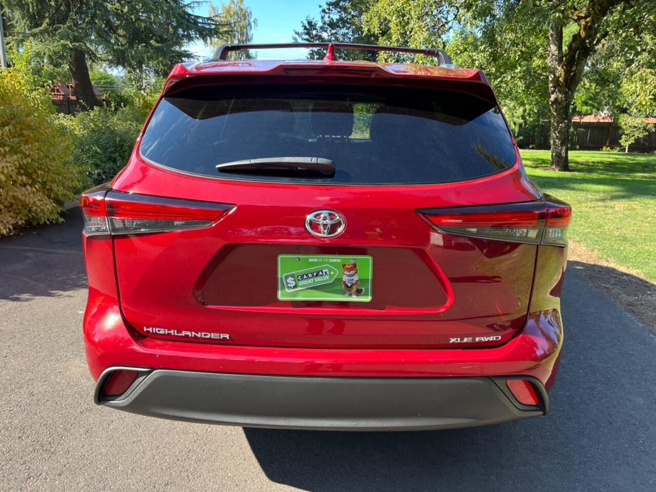 2020 Toyota Highlander for sale at E & A MOTORS in Portland, OR