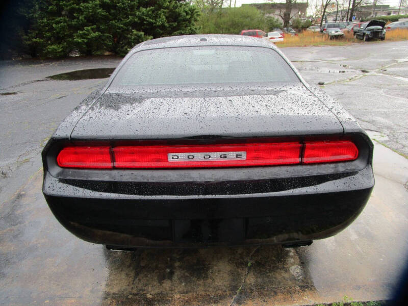 2013 Dodge Challenger SXT