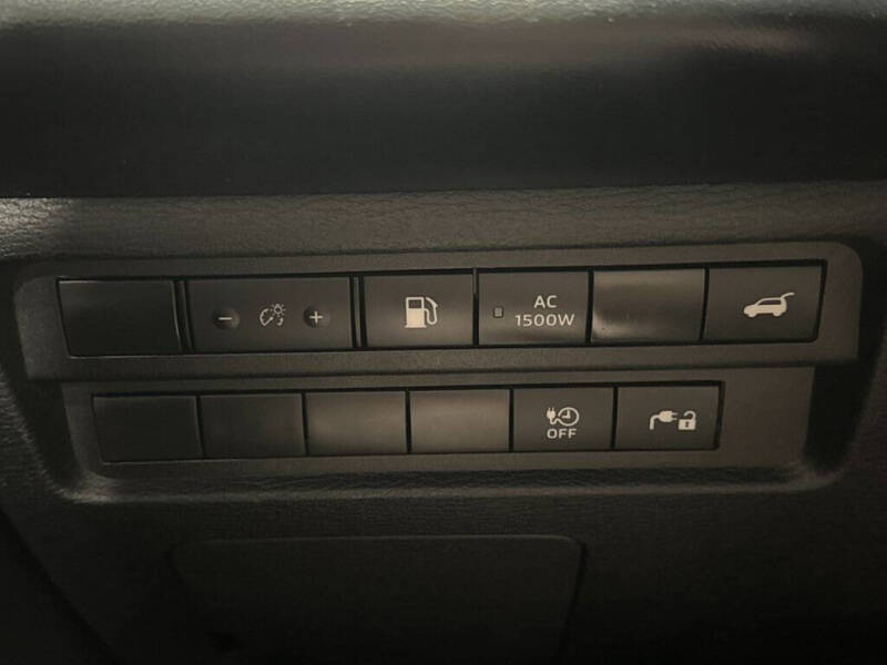 2023 Mitsubishi Outlander PHEV SEL