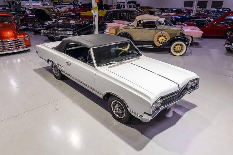 1965 Oldsmobile Cutlass