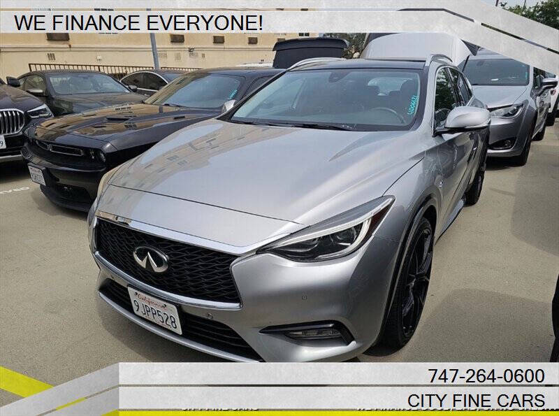 2019 Infiniti QX30 Essential