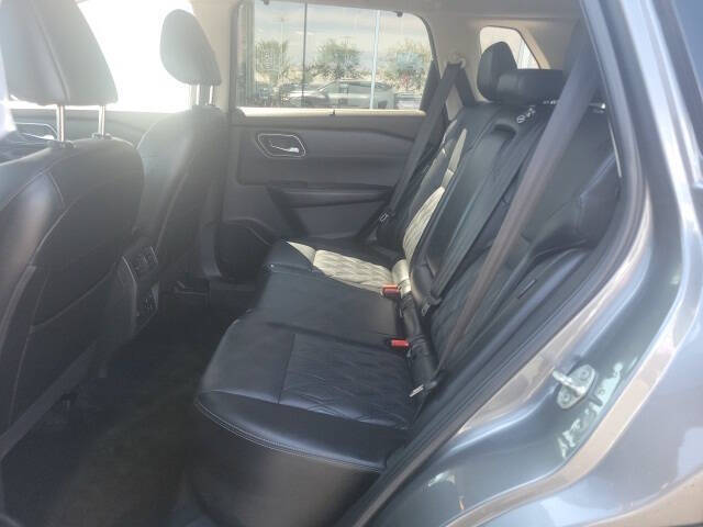 2023 Nissan Rogue Platinum