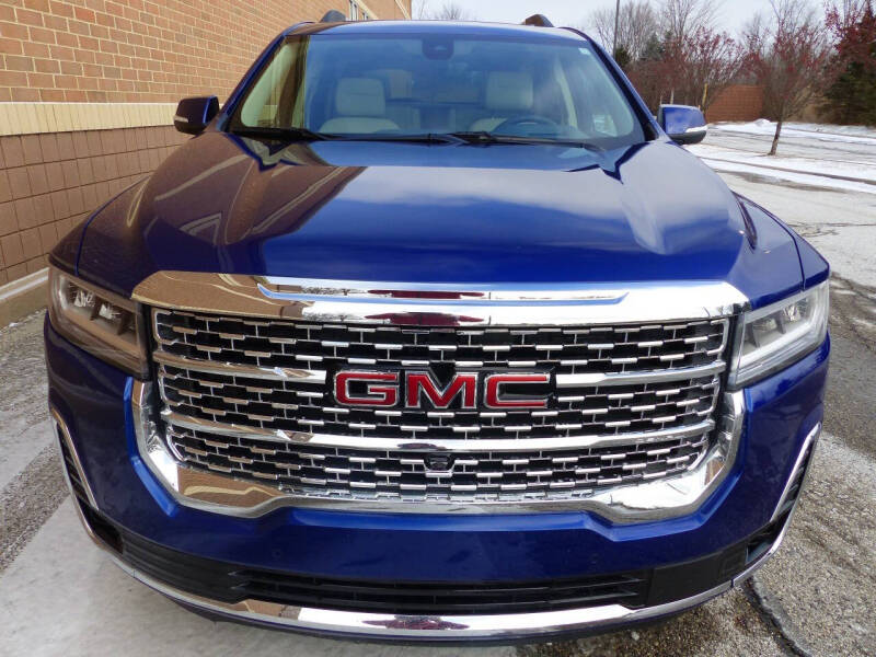 2023 GMC Acadia Denali