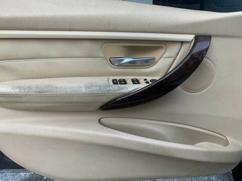 2014 BMW 3 Series 328i