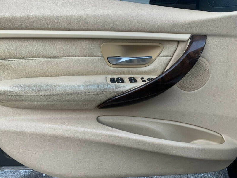 2014 BMW 3 Series 328i