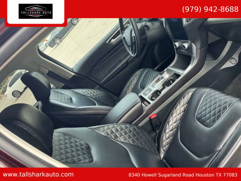 2024 Ford Edge Titanium