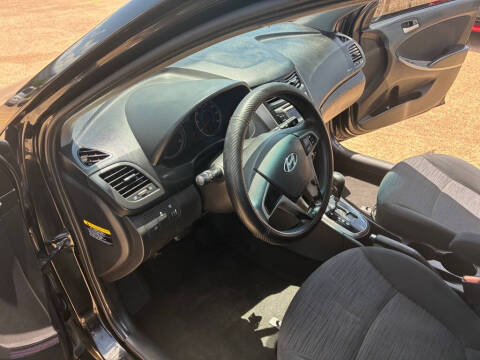 2016 Hyundai Accent SE