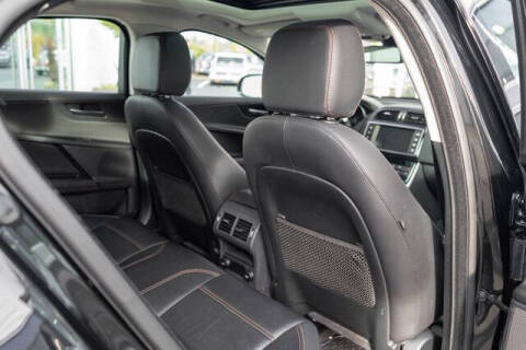 2018 Jaguar XE 35t Prestige