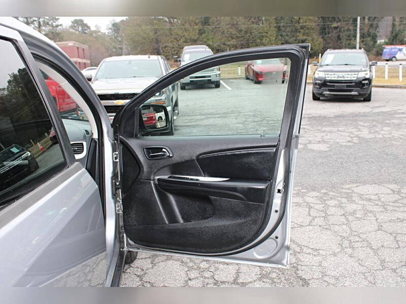 2020 Dodge Journey SE Value