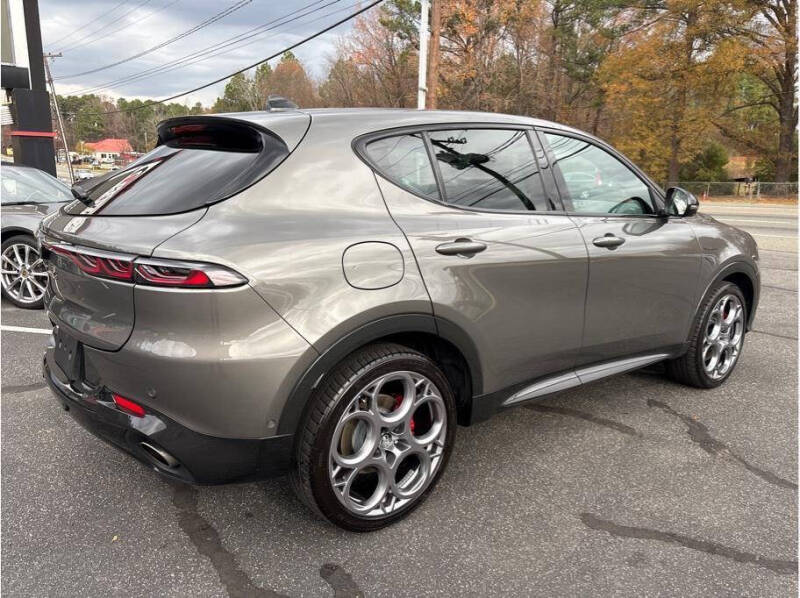 2024 Alfa Romeo Tonale Hybrid Veloce