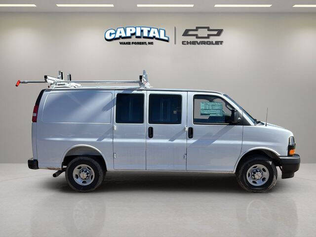 2025 Chevrolet Express 2500
