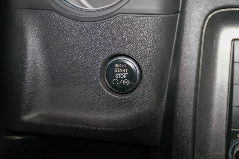 2009 Dodge Challenger SRT8