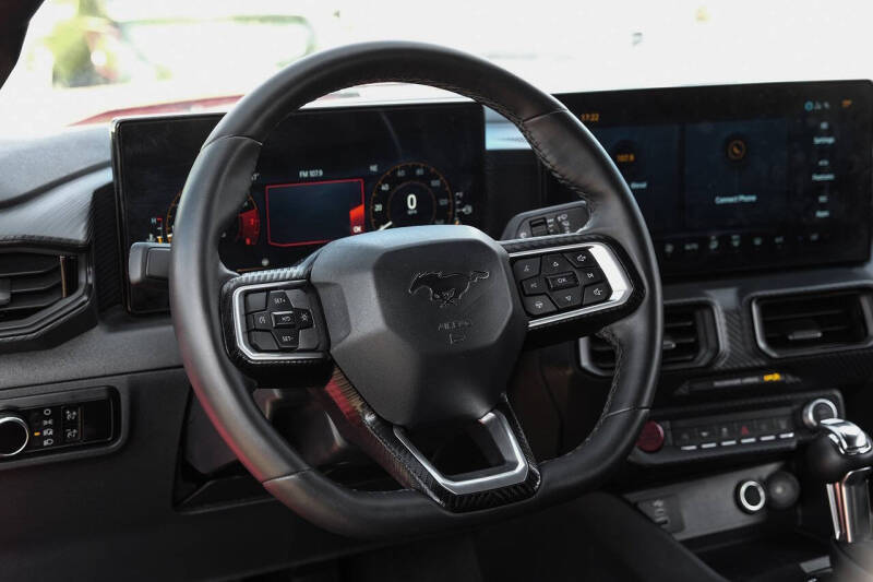 2025 Ford Mustang EcoBoost