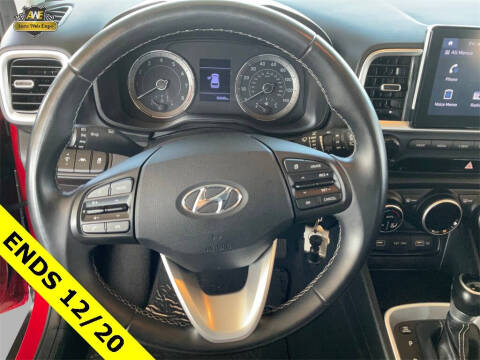 2022 Hyundai Venue SEL