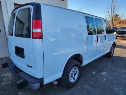 2023 GMC Savana 2500