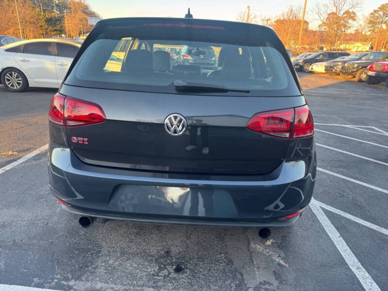 2017 Volkswagen Golf GTI SE