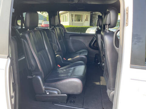 2017 Dodge Grand Caravan GT