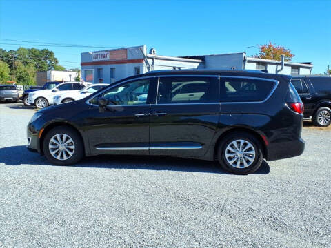 2019 Chrysler Pacifica Touring L