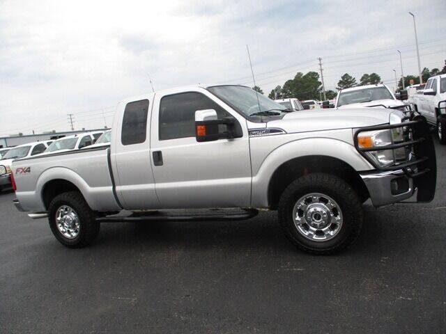 2016 Ford F-250 Super Duty for sale at GOWEN WHOLESALE AUTO in Lawrenceburg TN