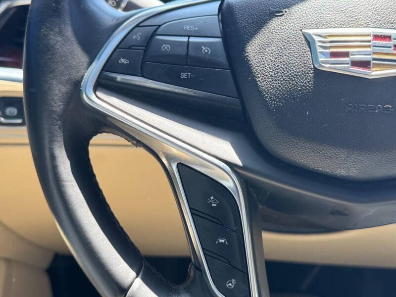 2018 Cadillac XT5 Luxury