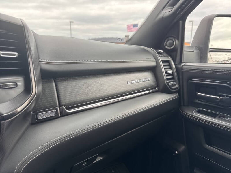 2024 RAM 3500 Limited