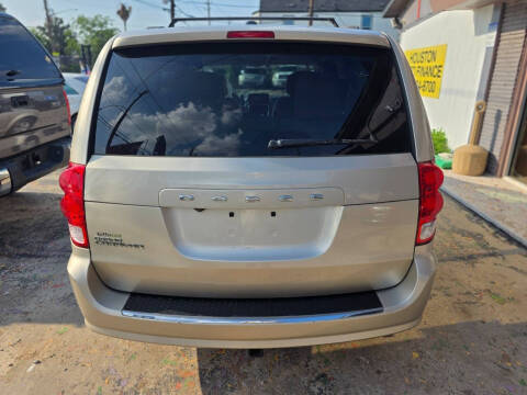 2012 Dodge Grand Caravan SXT